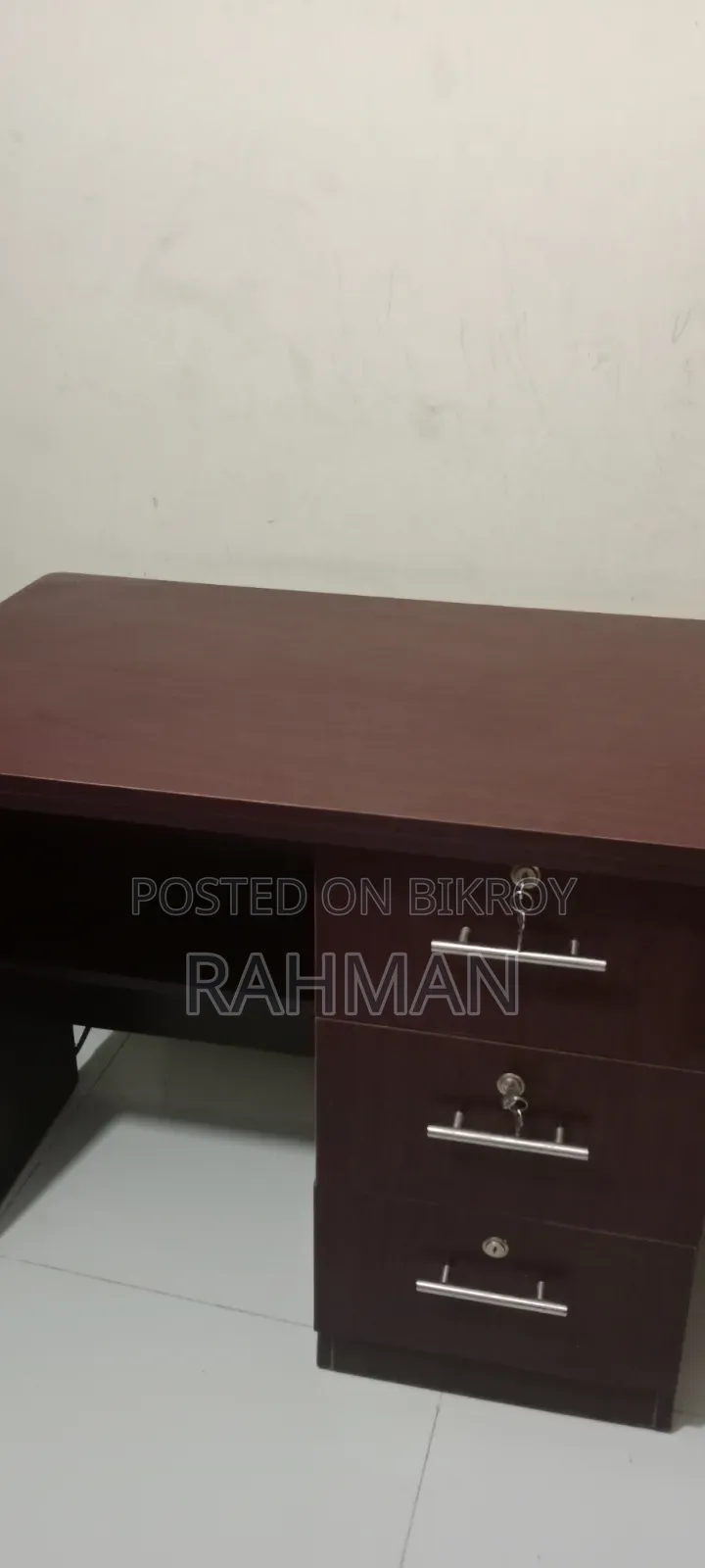 টেবিল মেলামাইন বোর্ডের