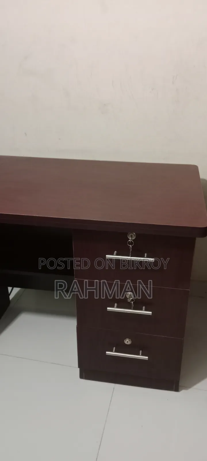 টেবিল মেলামাইন বোর্ডের