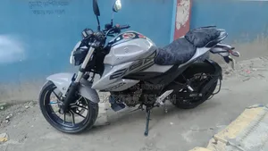 Suzuki Gixxer 250 2026 Beige