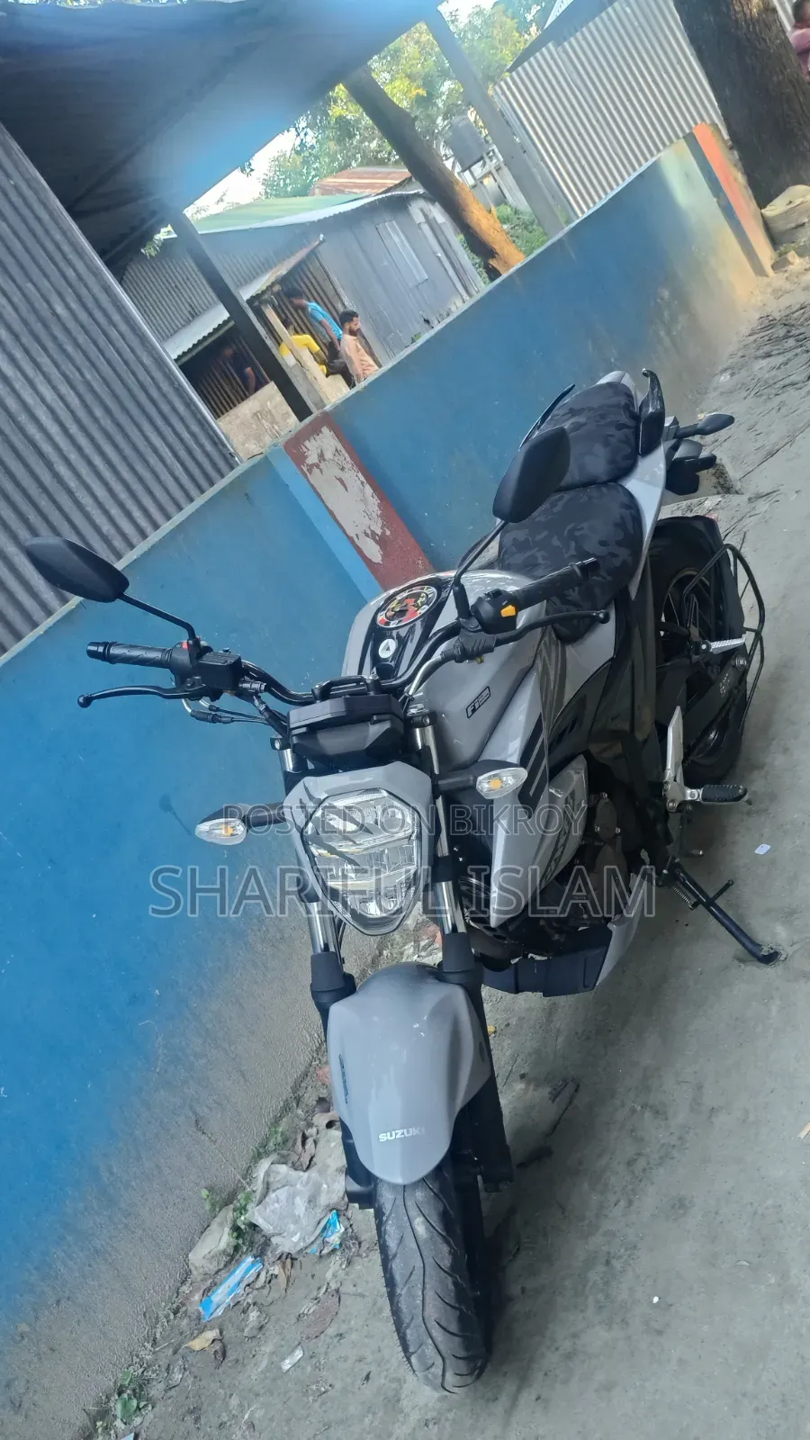 Suzuki Gixxer 250 2026 Beige