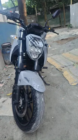 Suzuki Gixxer 250 2026 Beige