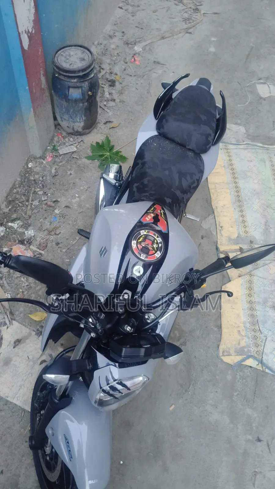 Suzuki Gixxer 250 2026 Beige