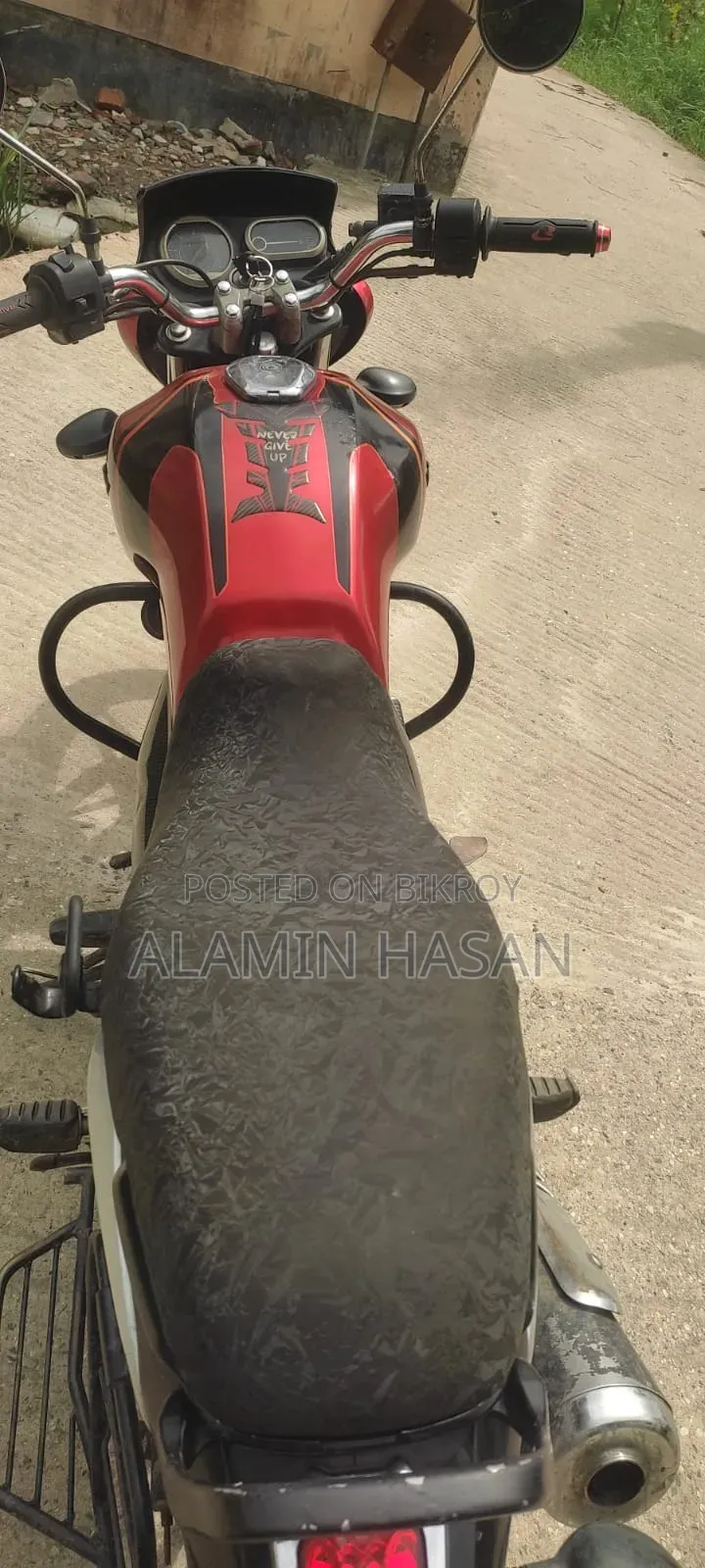 বাজাজ ভি১৫ ২০১৮ রেড
