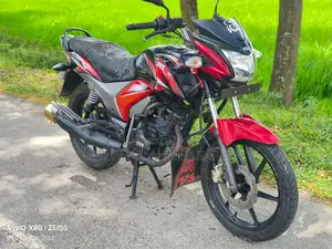 টিভিএস স্ট্রাইকার ১২৫ ২০১৯ লাল