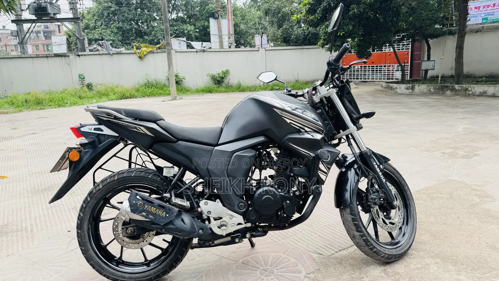 ইয়ামাহা এফজেডএস ভি২ ২০২৩ ব্ল্যাক