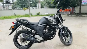 ইয়ামাহা এফজেডএস ভি২ ২০২৩ ব্ল্যাক