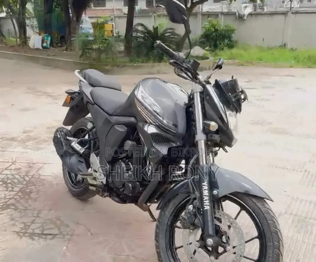 ইয়ামাহা এফজেডএস ভি২ ২০২৩ ব্ল্যাক