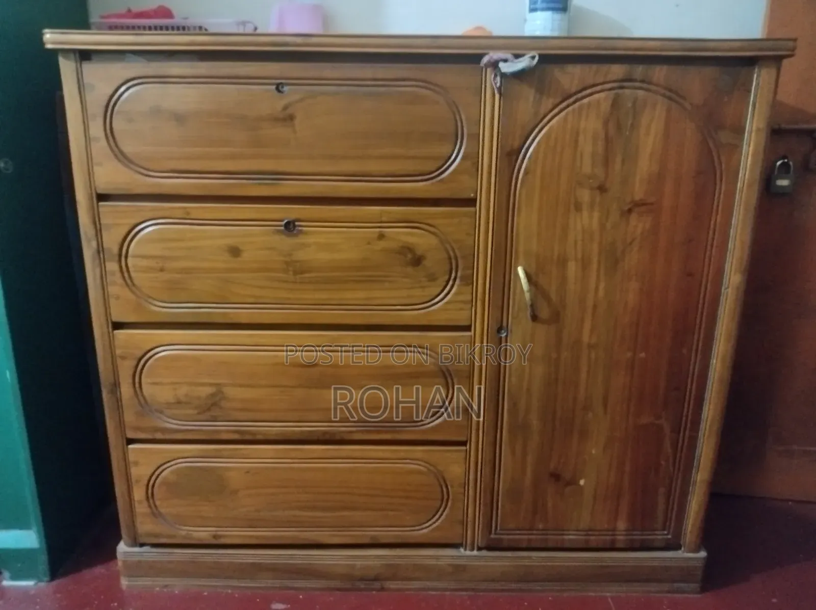ওয়ারড্রোব