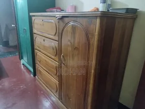 ওয়ারড্রোব