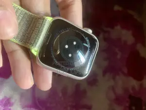 Apple Watch Series 7 (45mm)