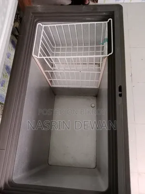 একটি ওয়ালটন ডিপ ফ্রিজ বিক্রি করা হবে