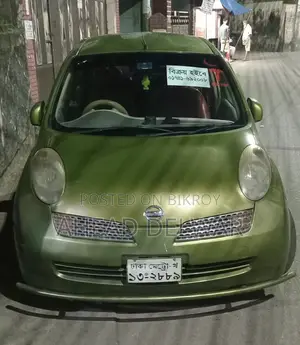 Nissan March 2004 Green