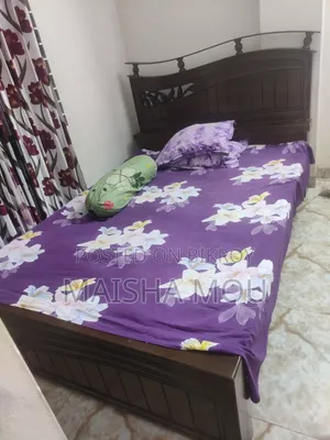 মালয়েশিয়ান কাঠের তৈরি ৫/৭ খাট