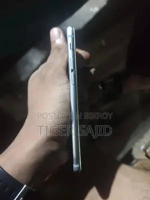 Apple iPhone 6s 64 GB Bronze