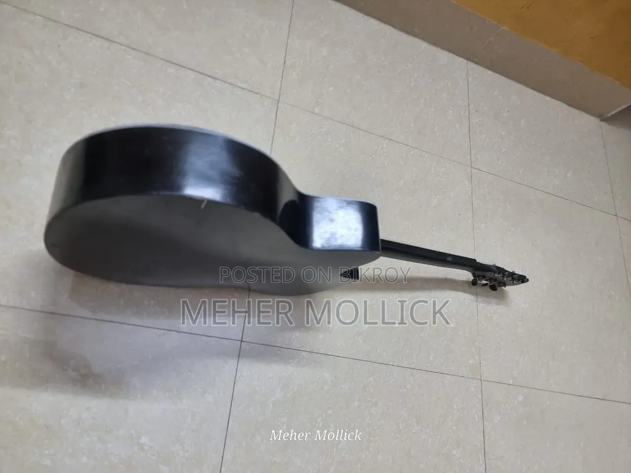 Black Acoustic Guitar | 6 String | Used | মাত্র ২০০০ টাকা