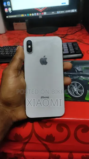 অ্যাপল আইফোন এক্স ৬৪ জিবি হোয়াইট