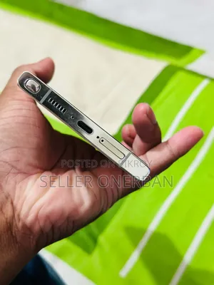 নতুন স্যামসাং গ্যালাক্সি এস২৩ আল্ট্রা ৫১২ জিবি হোয়াইট