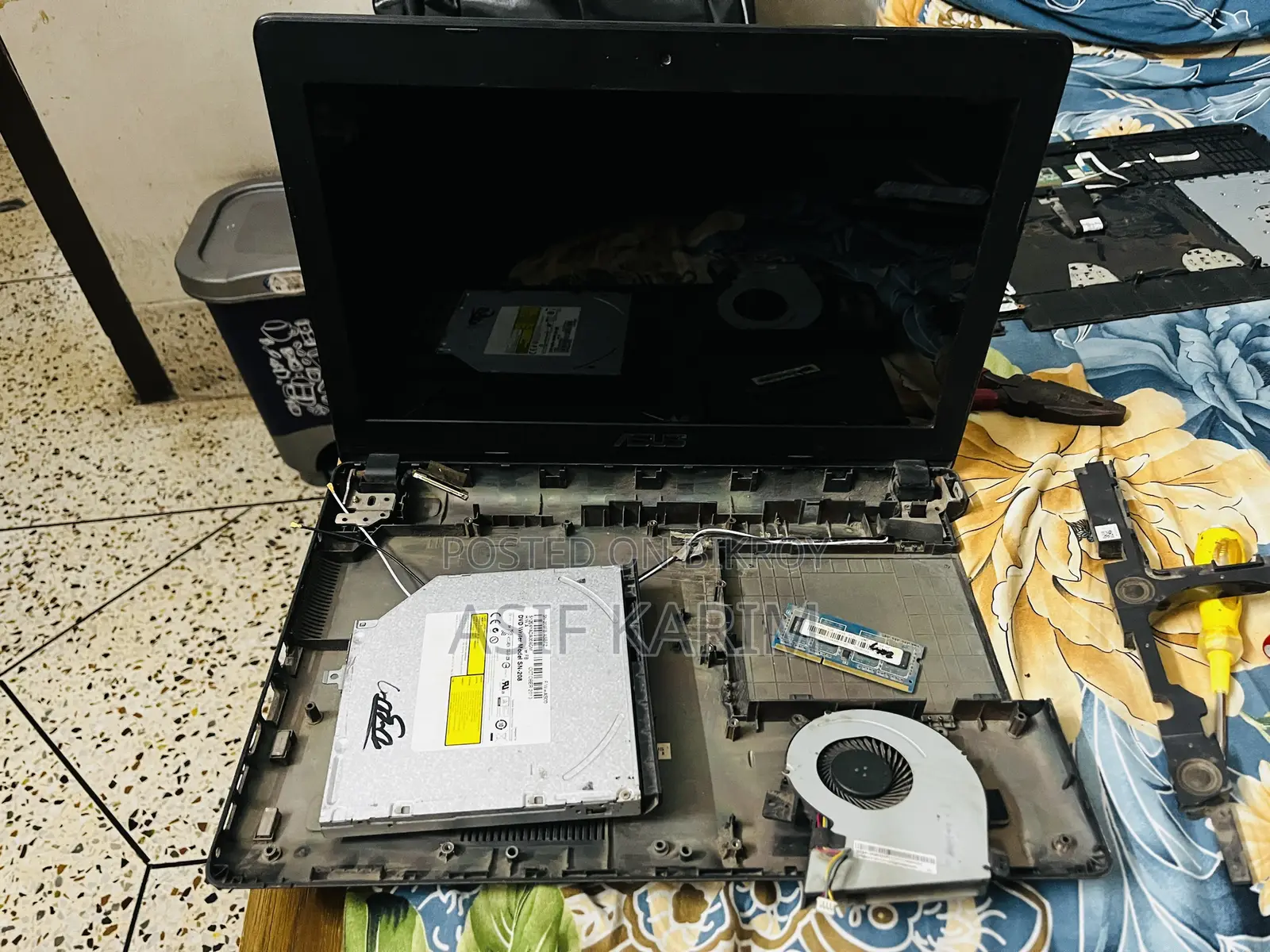Laptop Asus X45C 4GB Intel Core i3 HDD+SSD 500GB
