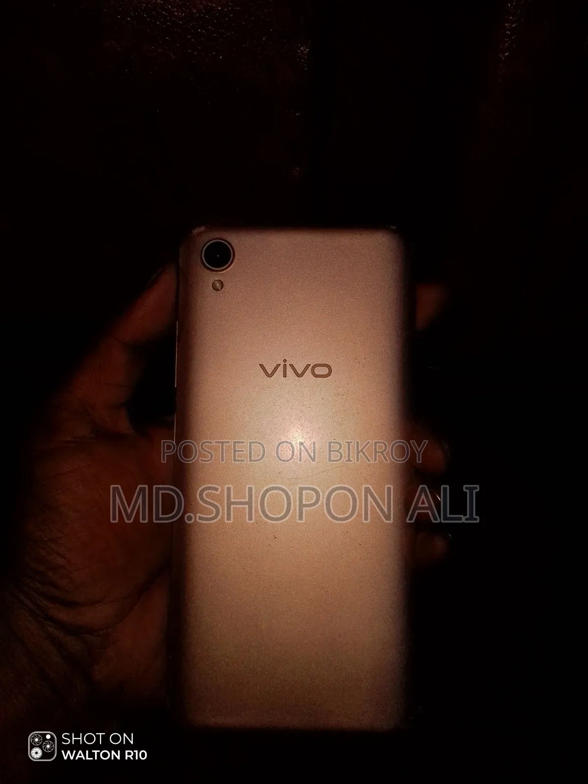 Vivo Y90 32 GB Gold
