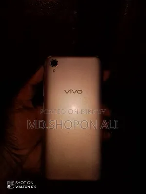 Vivo Y90 32 GB Gold
