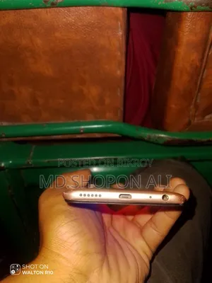 Vivo Y90 32 GB Gold