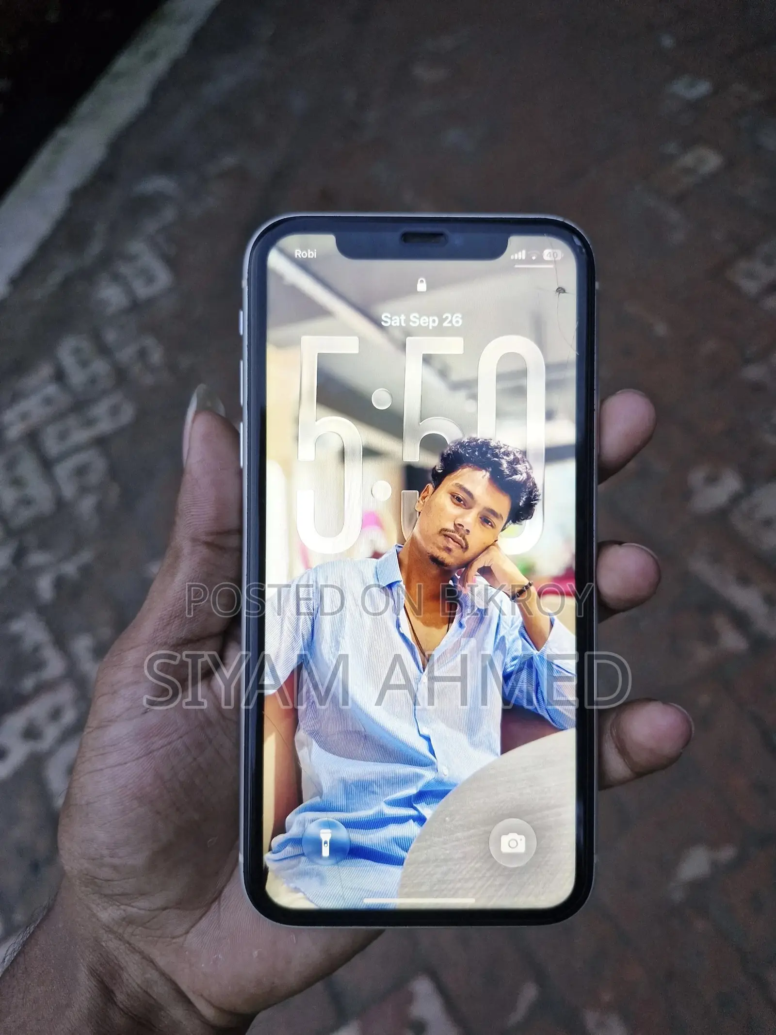 অ্যাপল আইফোন ১১ ১২৮ জিবি হোয়াইট