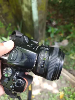 Nikon D5500 + Nikon 50mm F1.8g