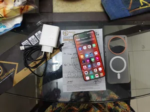 ভিভো এক্স২০০ ২৫৬ জিবি হোয়াইট