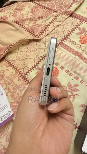 আইকিউও জেড১০ ২৫৬ জিবি সাদা