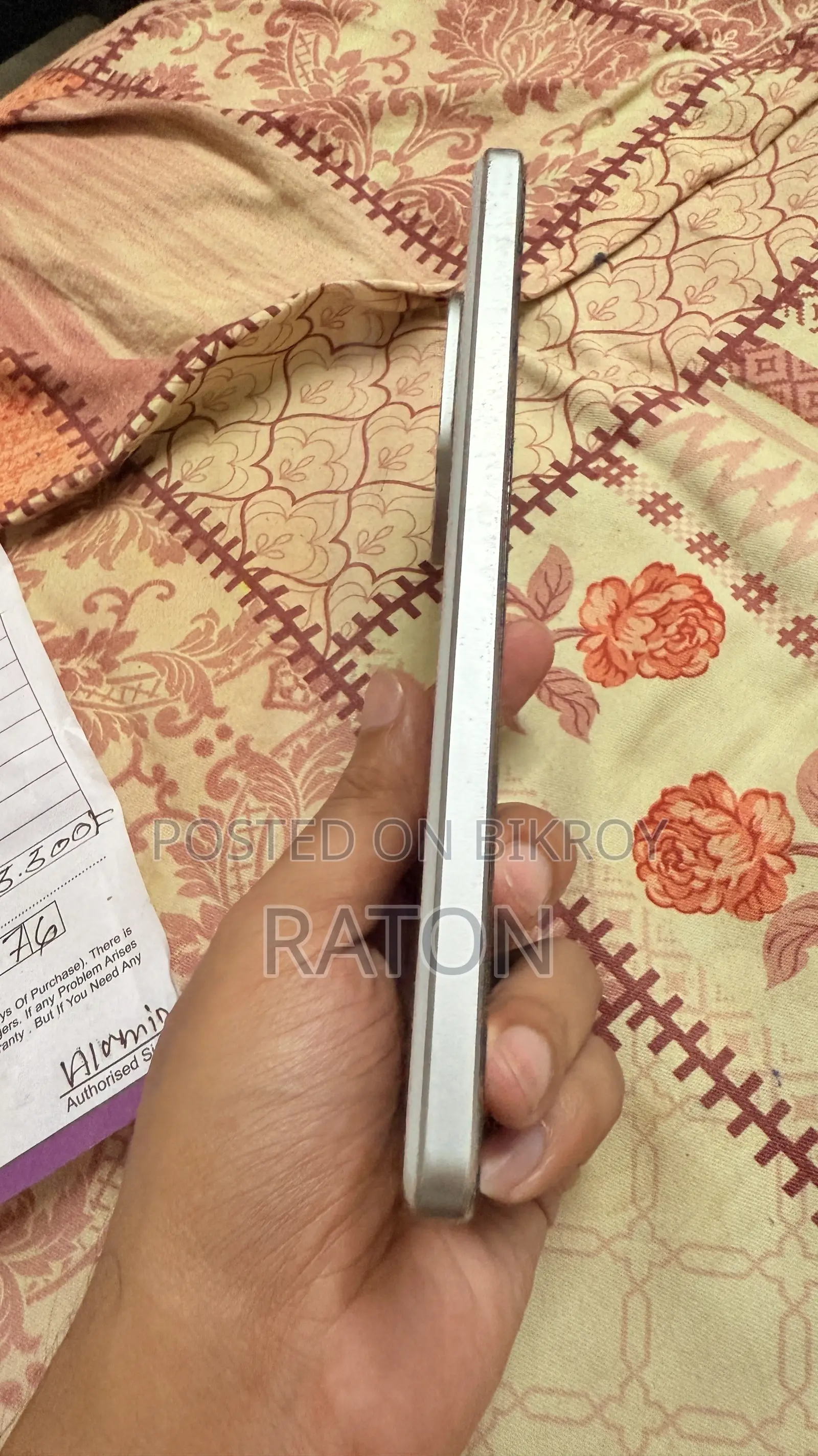 আইকিউও জেড১০ ২৫৬ জিবি সাদা