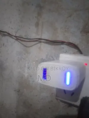 অনেক পার্ট চার্জার ওরজিনিয়াল