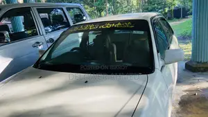টয়োটা করোল্লা ১৯৯৫ পার্ল