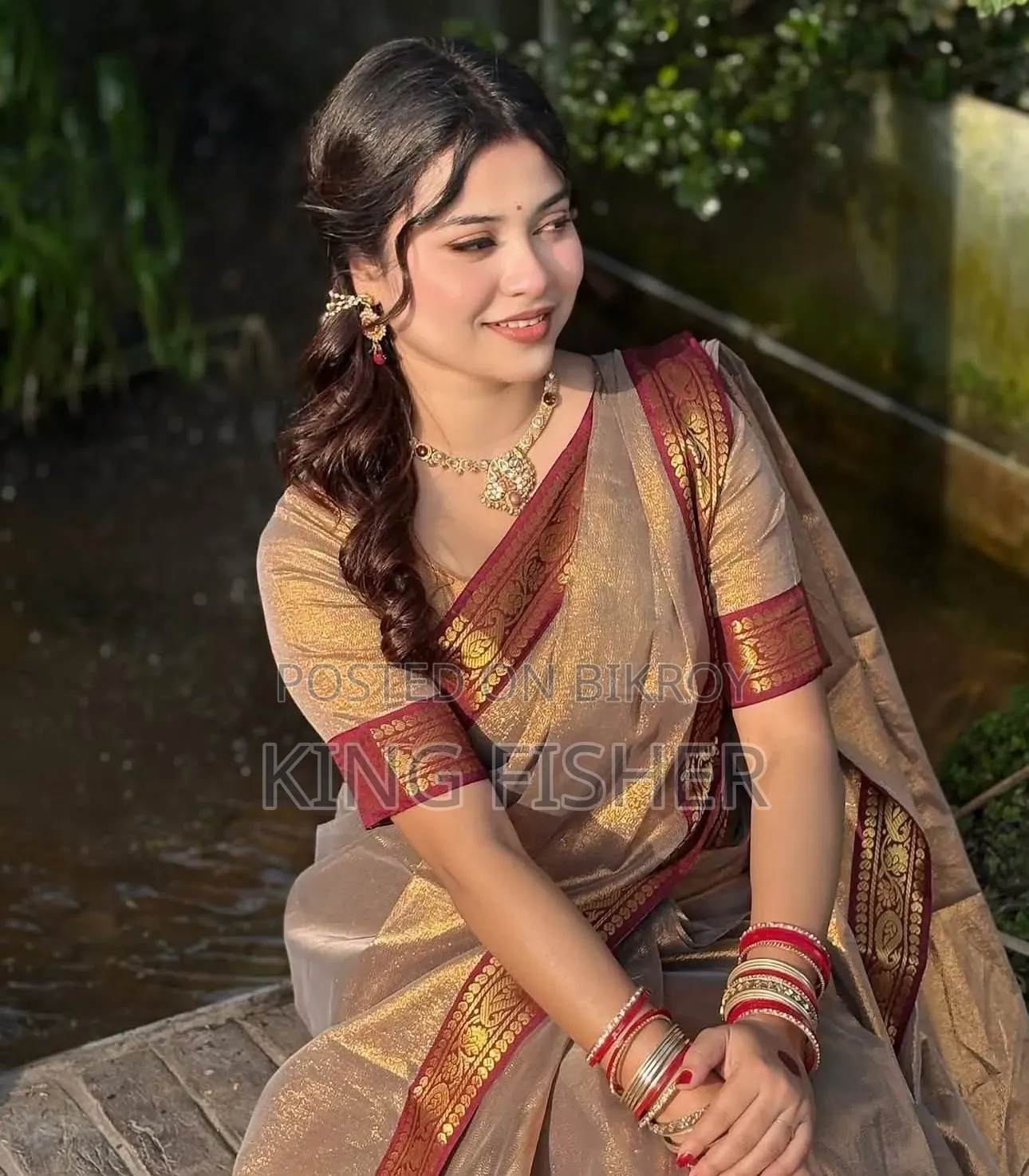 ভাইরাল লামা শাড়ি