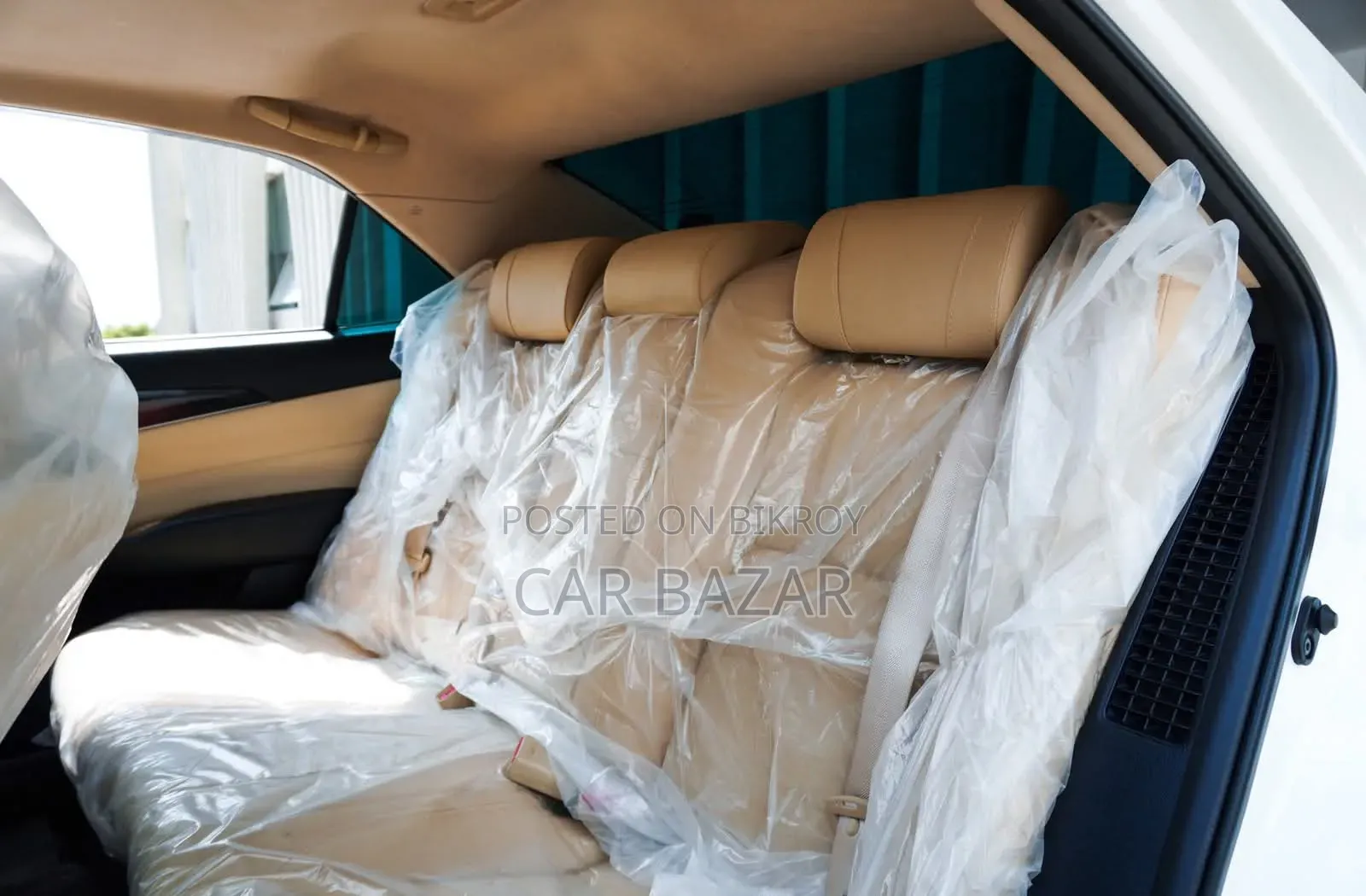 Toyota Crown 2016 Pearl