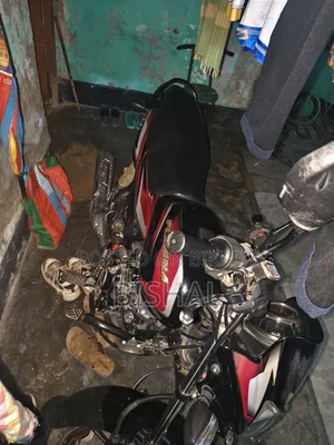 বাজাজ প্লাটিনা ১১০ ২০২৪ কালো