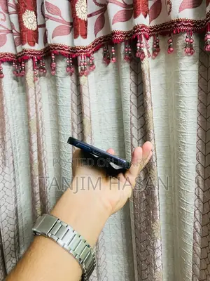 স্যামসাং গ্যালাক্সি এস২২+ ৫জি ১২৮ জিবি ব্ল্যাক