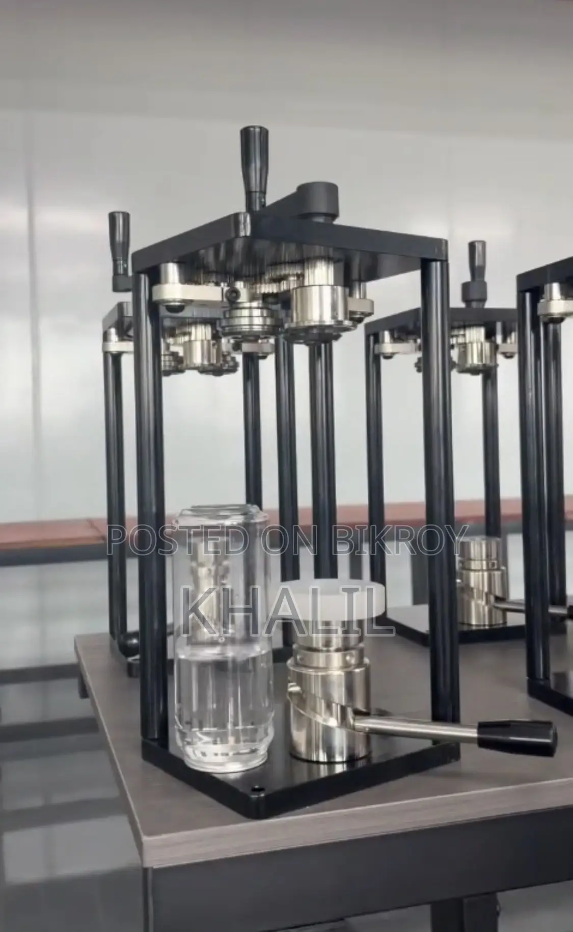 ক্যান সিলিং মেশিন