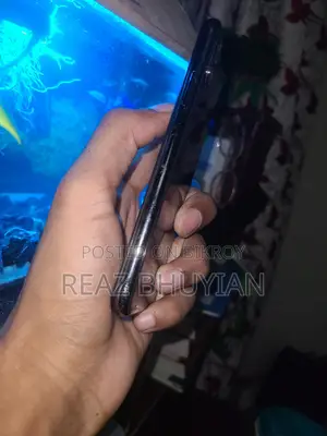 অ্যাপল আইফোন এক্স ২৫৬ জিবি ব্ল্যাক