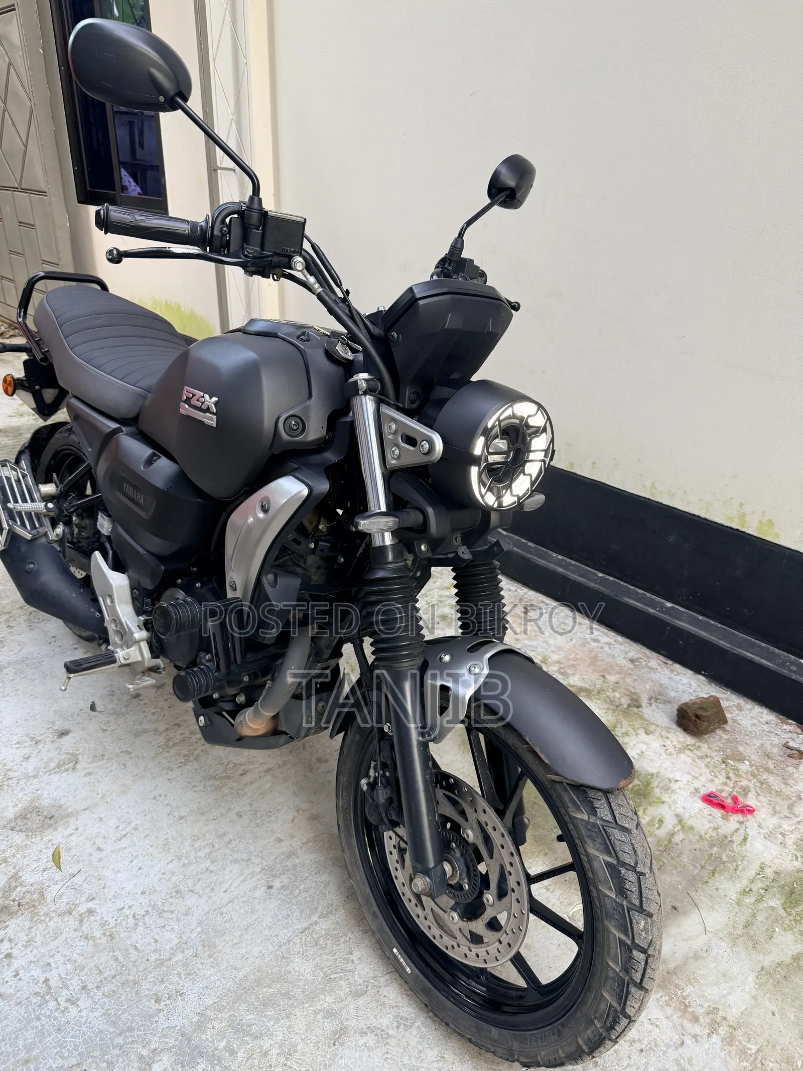 Yamaha FZ-X 2026 Black