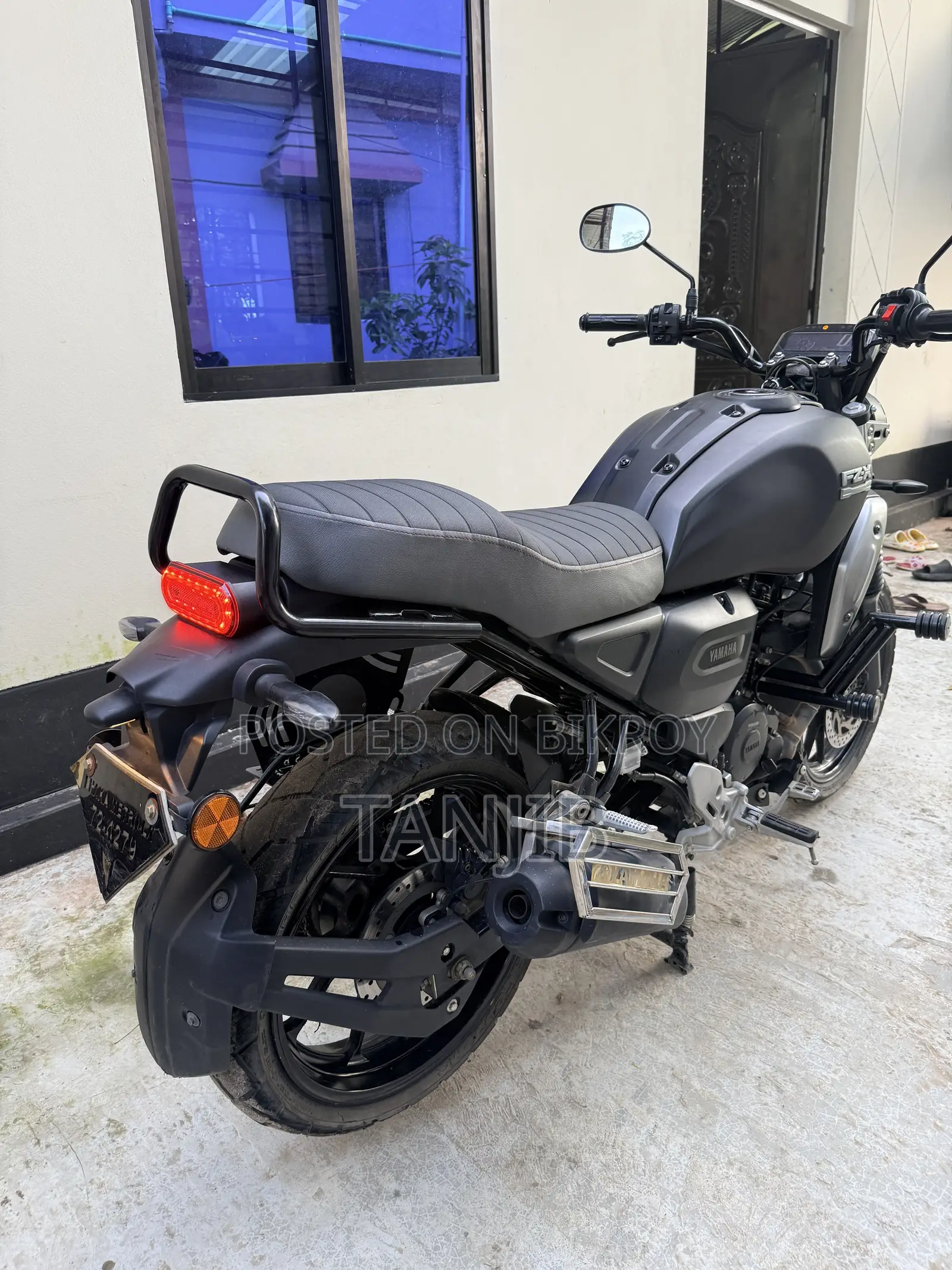 Yamaha FZ-X 2026 Black