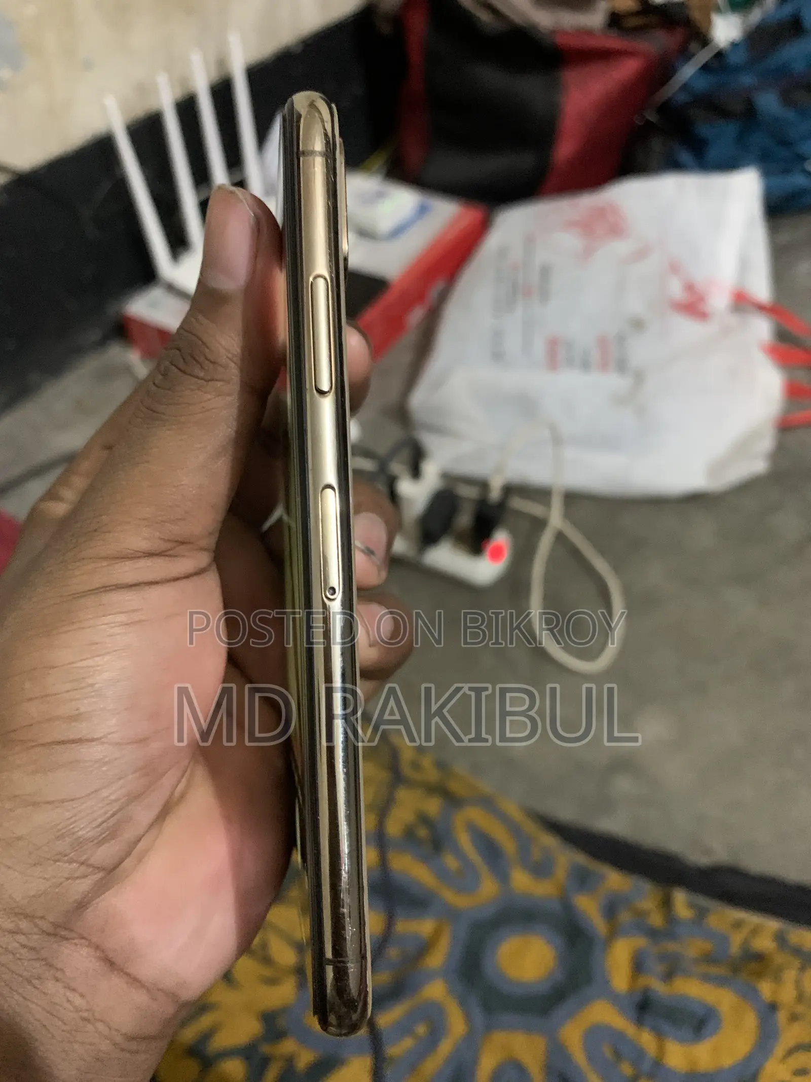 অ্যাপল আইফোন এক্সএস ২৫৬ জিবি গোল্ড