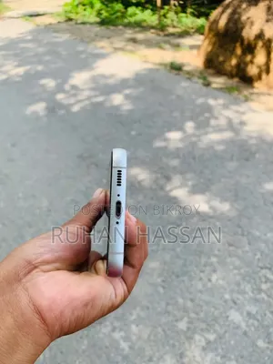 স্যামসাং গ্যালাক্সি এস২৩ এফই ১২৮ জিবি গ্রে