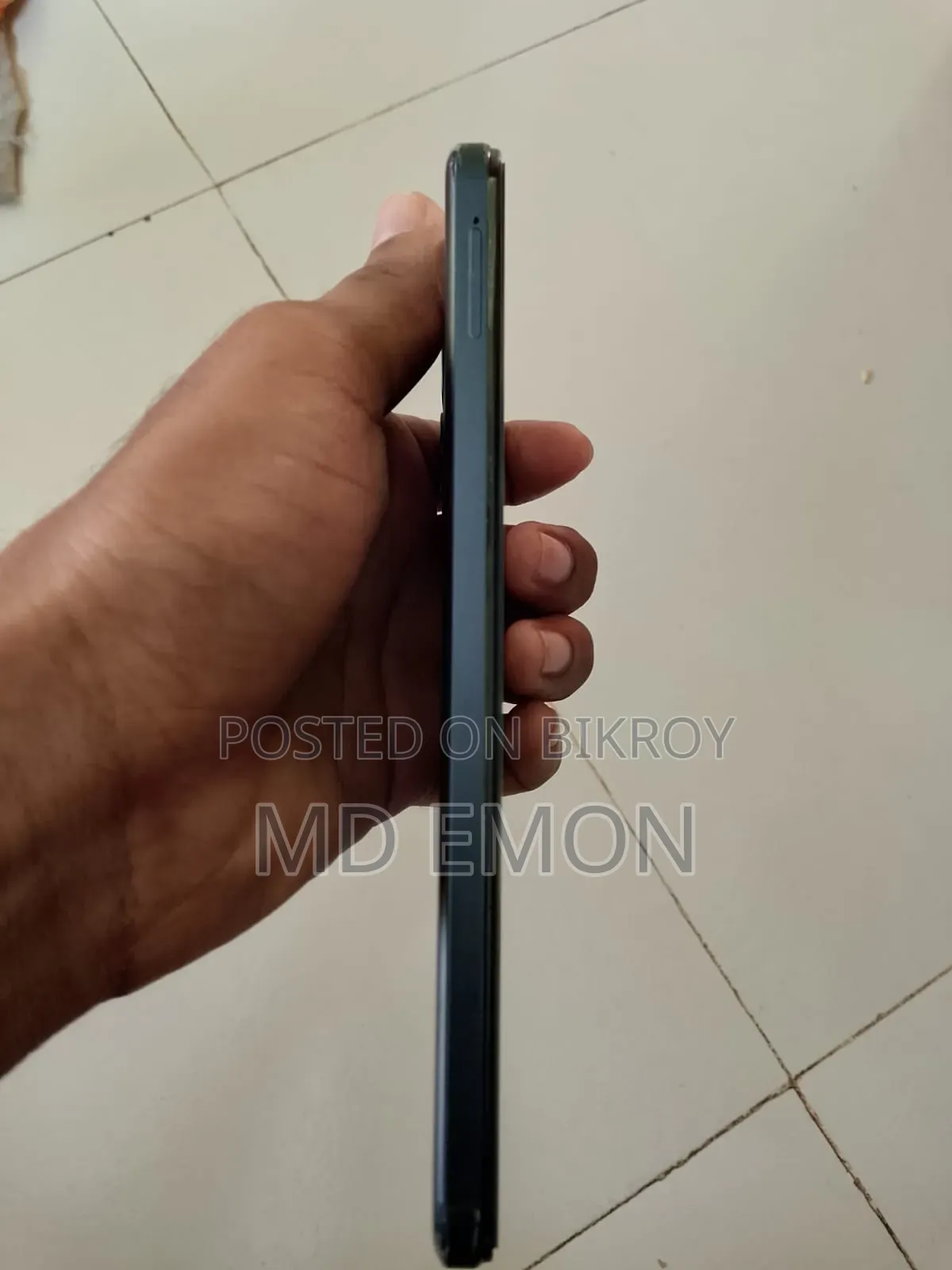 iQOO Z10x 128 GB Black