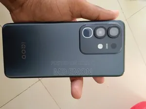 iQOO Z10x 128 GB Black