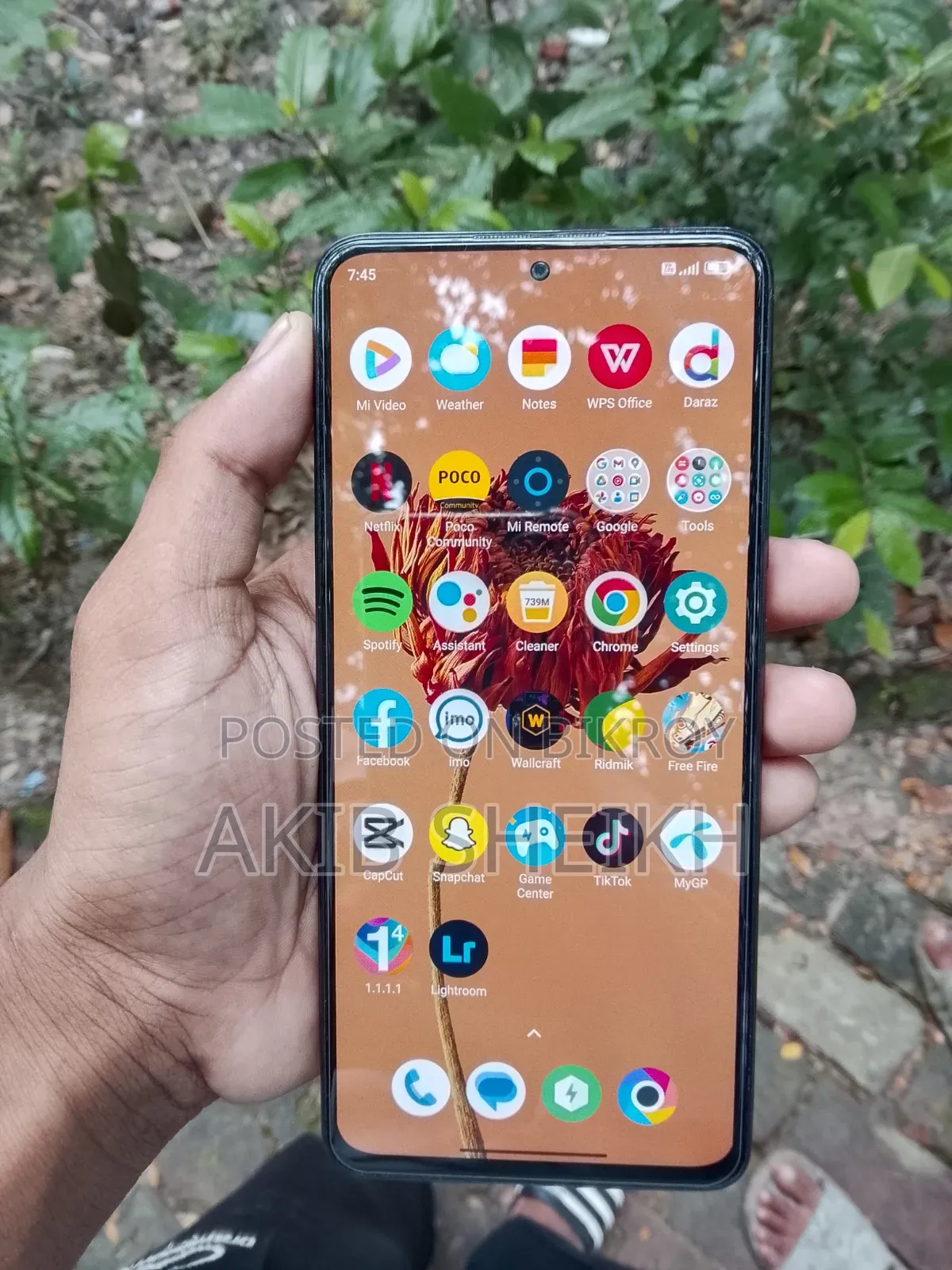 মোবাইল ফোন ১২৮ জিবি ব্ল্যাক