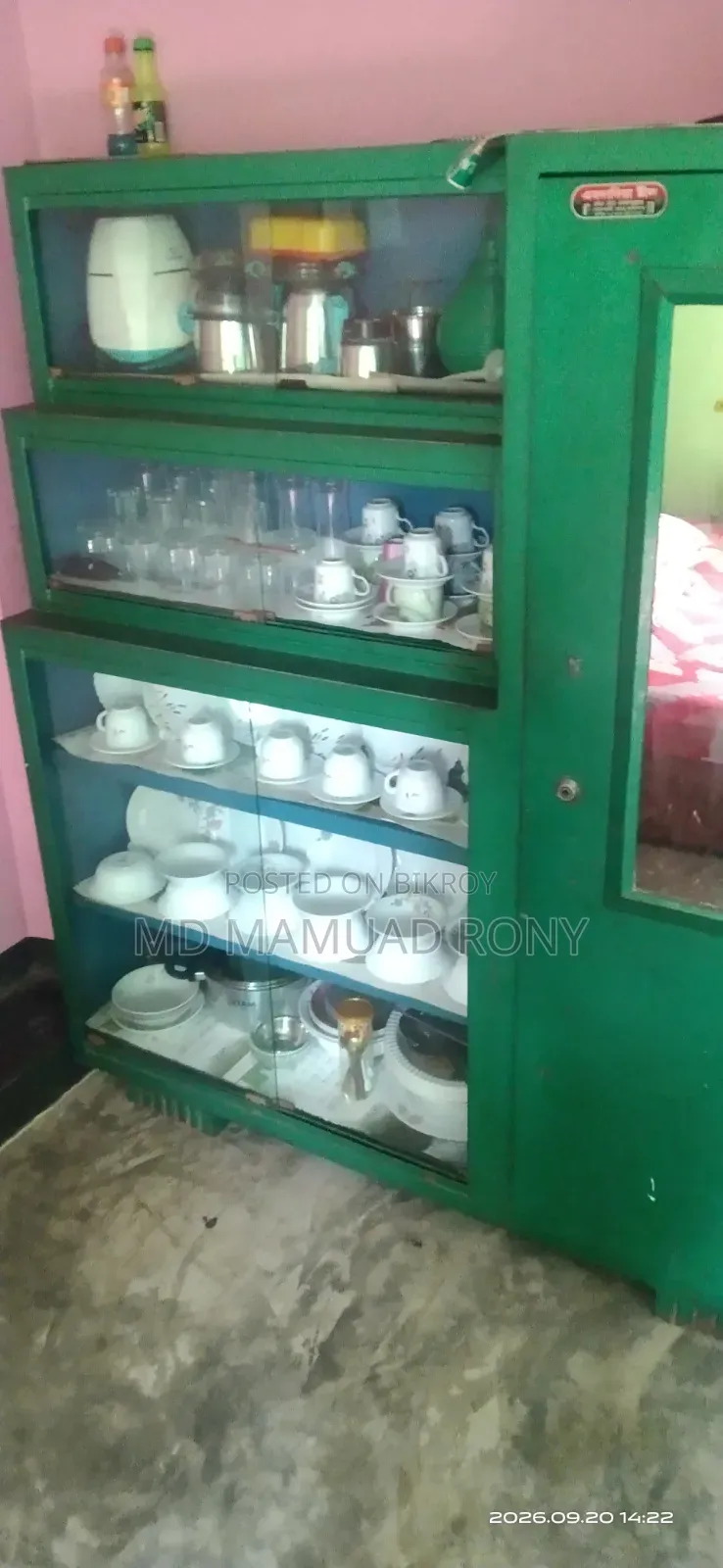 স্টিল আলমারি এক দরজা + পাঁচ থাক বিশিষ্ট