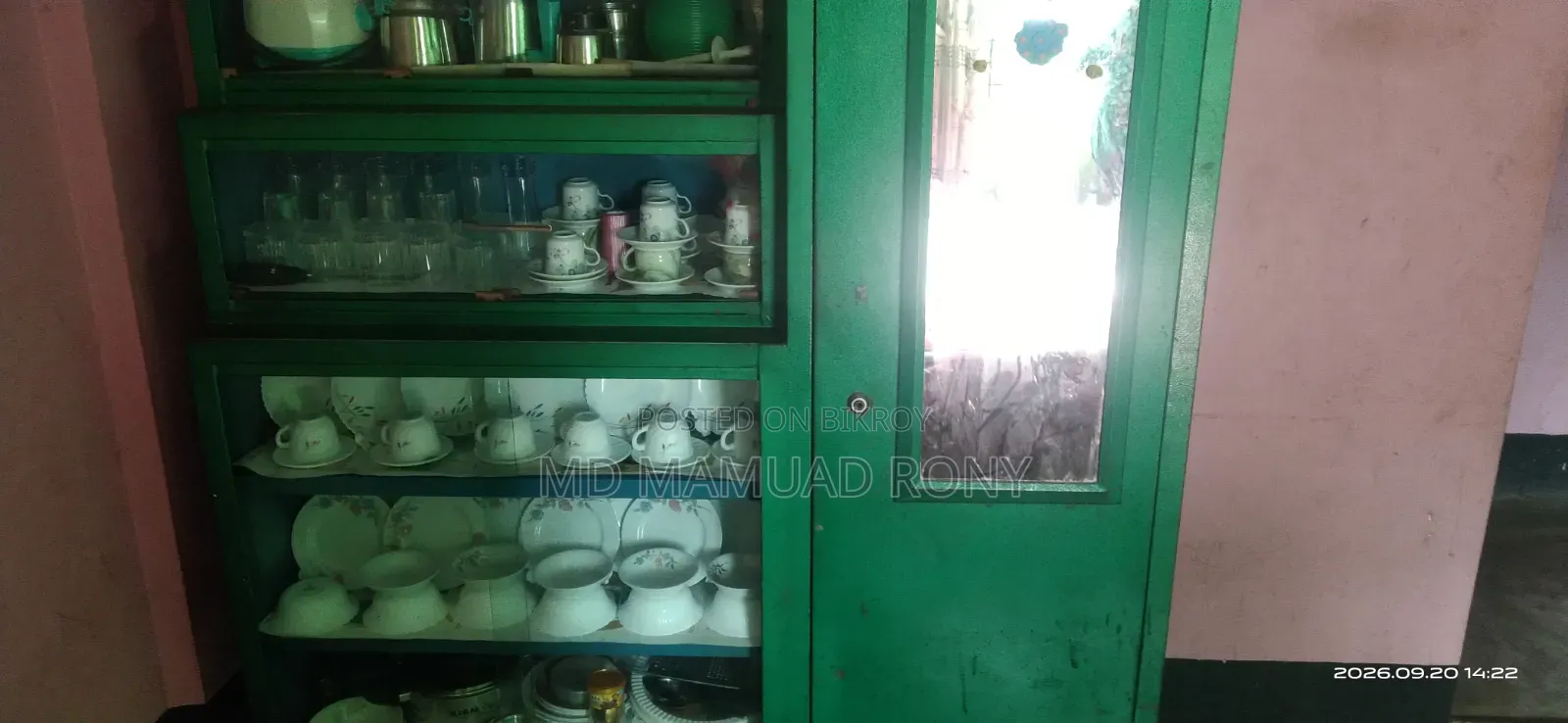স্টিল আলমারি এক দরজা + পাঁচ থাক বিশিষ্ট