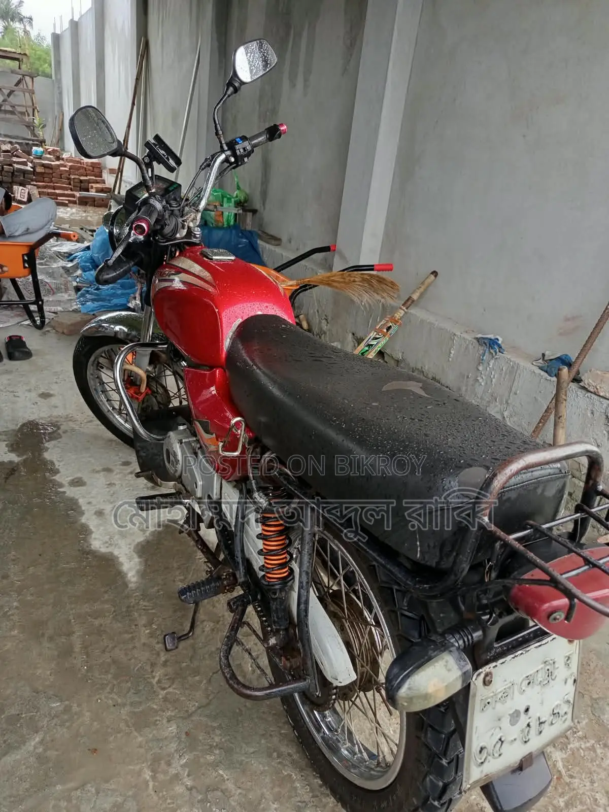 বাজাজ বক্সার ১০০ ২০১০ লাল