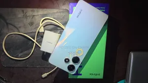 ইনফিনিক্স হট ৩০ ১২৮ জিবি সাদা