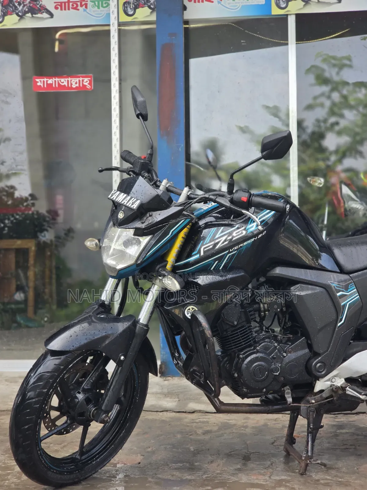 ইয়ামাহা এফজেডএস ভি২ ২০১৮ কালো